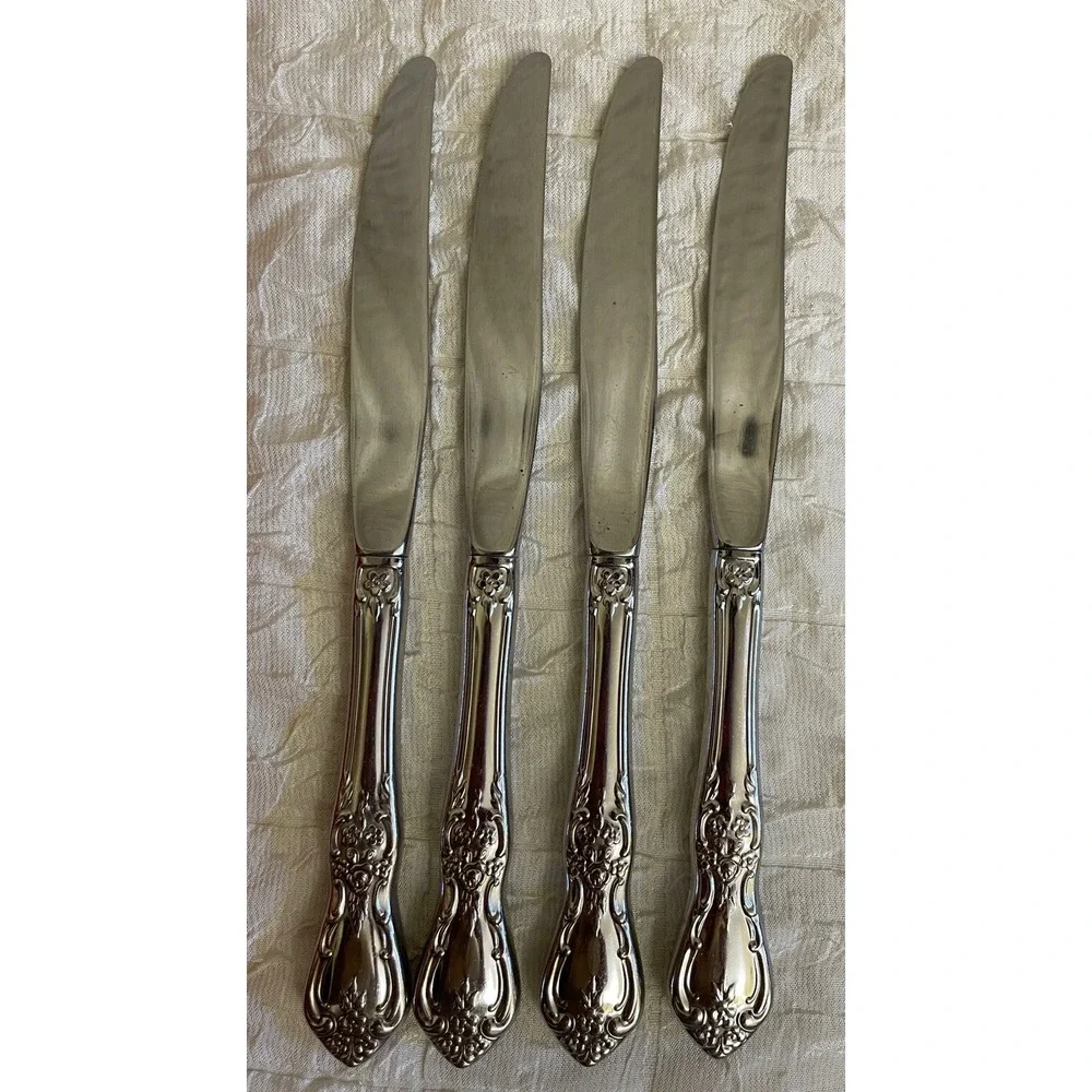 Oneida Stainless Kennett Square Distinction Deluxe HH 4 Dinner Knives